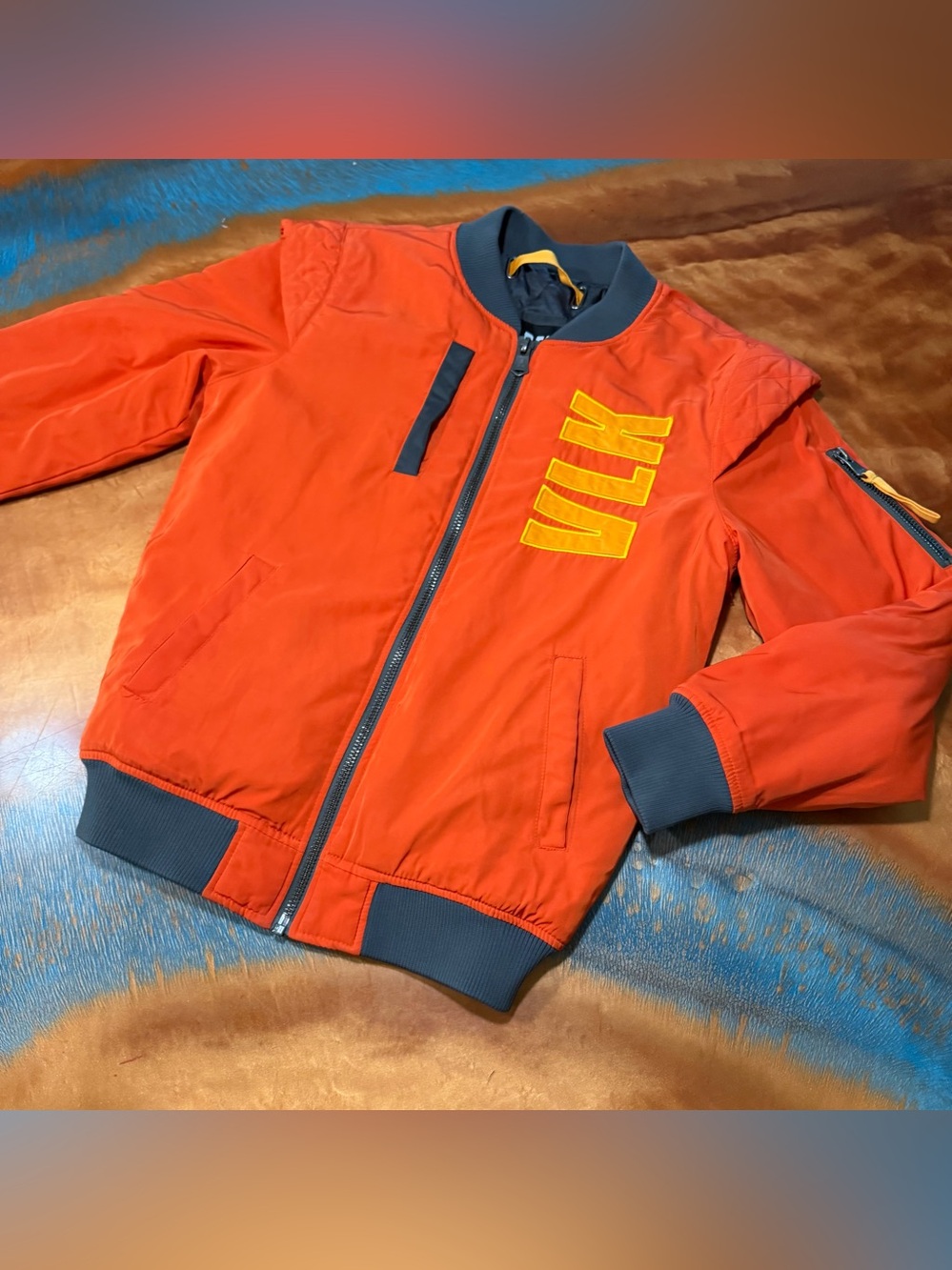 Apex Legends Valkyrie Orange Navy Quilted-Lined Bomber Jacket small